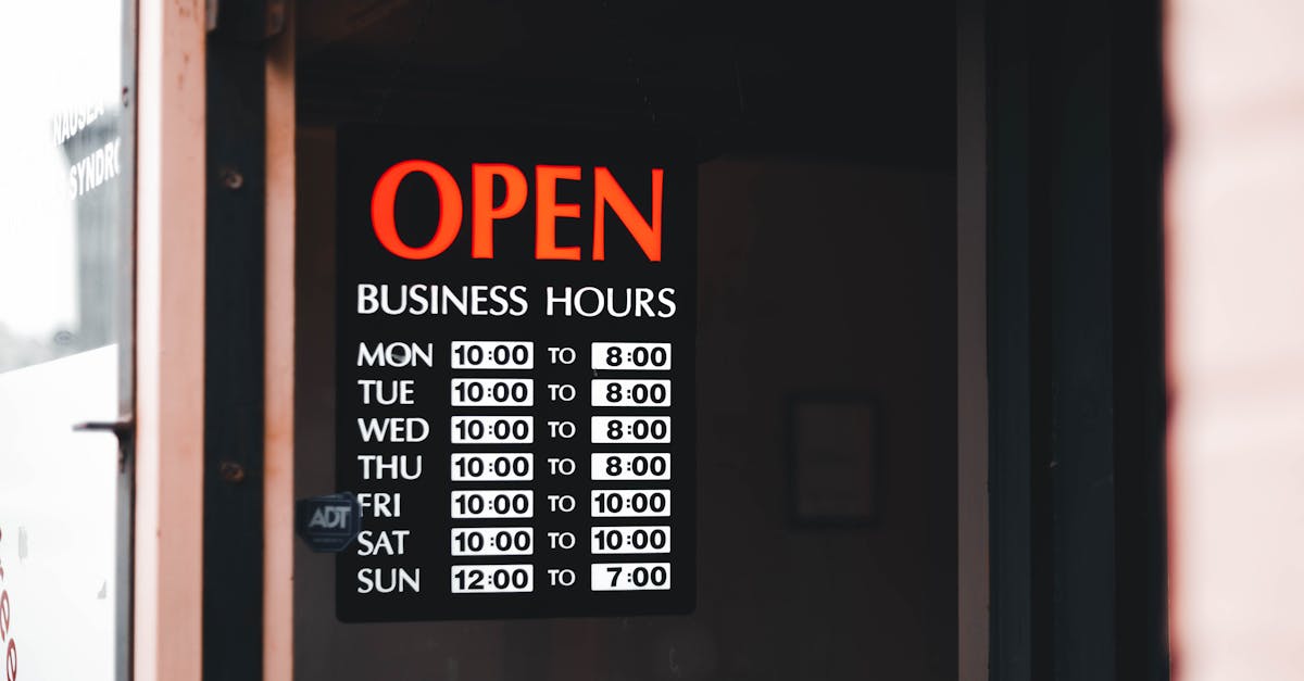 Giant Eagle Thanksgiving Hours 2024: When Stores Open and Close This Holiday
